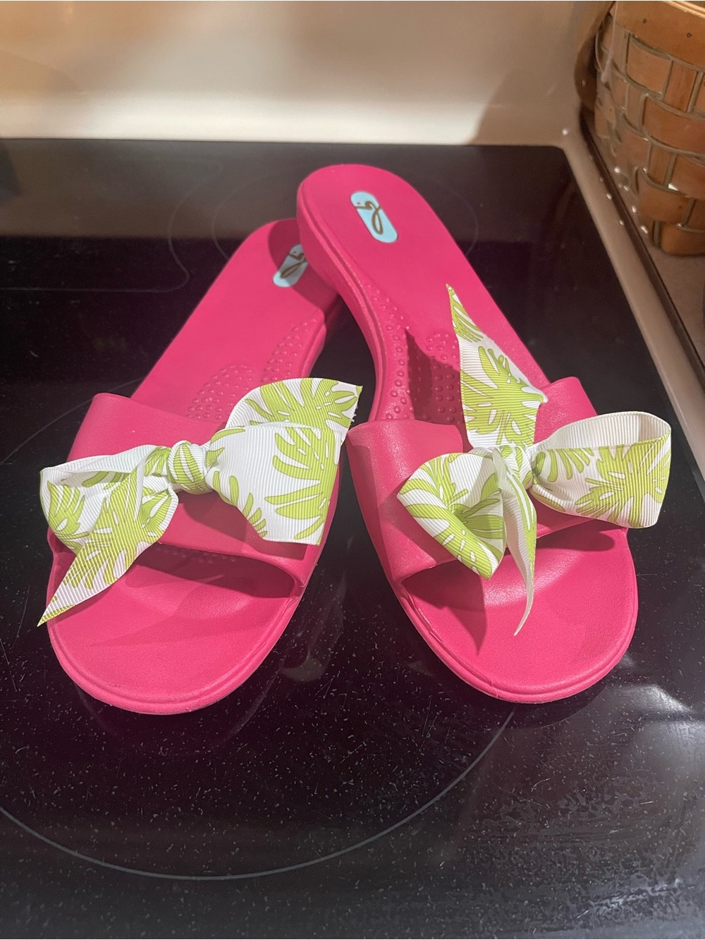 Oka B Bee Vegan Slides Hot Pink w/ Bows Slides Flip Flop Sandals Size large